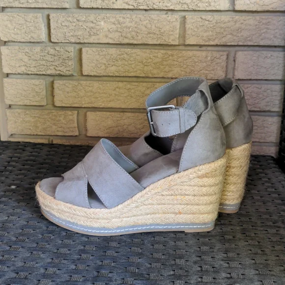 Universal Thread espadrille wedges - Picture 3 of 7